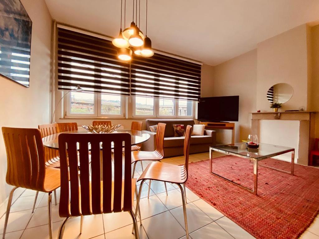 Fenêtre sur le Standard de Liège Ougree Extérieur photo